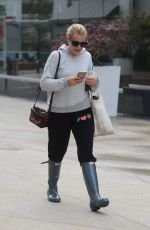 BUSY PHILIPPS Out and About in Los Angeles 12/16/2016
