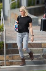 CARRIE UNDERWOOD Out and About in Adelaide 12/05/2016