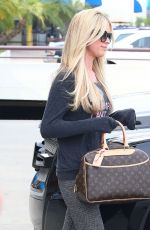 CHRISTINA EL MOUSSA Leaes a Dermatologist Office in Orange County 12/13/2016