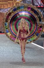 DEVON WINDSOR at Victoria
