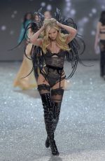 ELSA HOSK at Victoria’s Secret Fashion Show 2016
