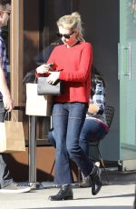 EMMA ROBERTS Buy a Cupcakes at Sprinkles in Beverly Hills 12/15/2016