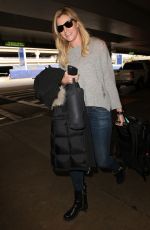 ERIN ANDREWS at Los Angeles Intenational Airport 12/12/2016