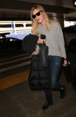 ERIN ANDREWS at Los Angeles Intenational Airport 12/12/2016