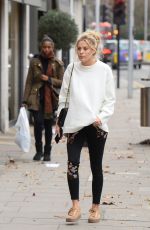 FRANKIE GAFF Out for Shoping in Chelsea 12/23/2016