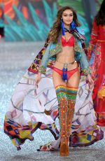 GIGI HADID at 2016 Victoria