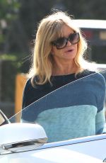 GOLDIE HAWN Out and About in Pacific Palisades 12/12/2016