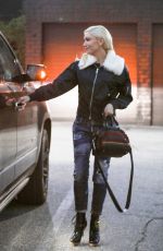 GWEN STEFANI Out Shopping in Beverly Hills 12/08/2016