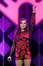 HAILEE STEINFELD Performs at 101.3 kdwb