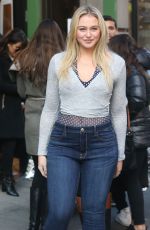 ISKRA LWRENCE at Aerie Popup Shop in New York 12/15/2016