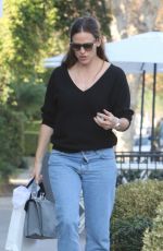 JENNIEFR GARNER Shopping at Line and Moon Juice in West Hollywood 12/05/2016