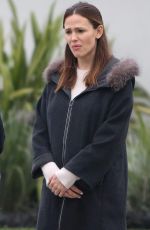 JENNIFER GARNER Out and About in Brentwood 12/13/2016