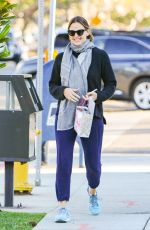 JENNIFER GARNER Out in Los Angeles 11/30/2016