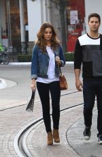 JILLIAN MURRAY Out Shopping in Los Angeles 12/13/2016