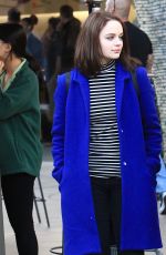 JOEY KING Out for Shopping in Los Angeles 12/16/2016