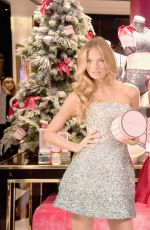 JOSEPHINE SKRIVER, LAIS RIBEIRO and ROMEE STRIJD at Victoria