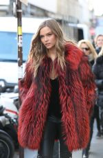 JOSEPHINE SKRIVER Out and About in Paris 11/29/2016