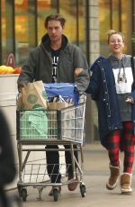 KALEY CUOCO Shopping Grocery in Los Angeles 12/10/2016