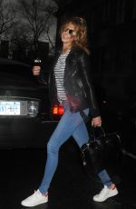 KARLIE KLOSS Arrives on the Set of a Photoshoot in New York 12/18/2016