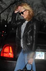 KARLIE KLOSS Arrives on the Set of a Photoshoot in New York 12/18/2016