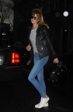 KARLIE KLOSS Arrives on the Set of a Photoshoot in New York 12/18/2016