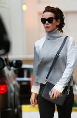 KATE BECKINSALE Shopping at Barney