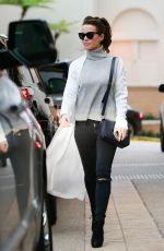 KATE BECKINSALE Shopping at Barney