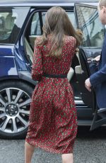 KATE MIDDLETON Out and About in West London 12/19/2016