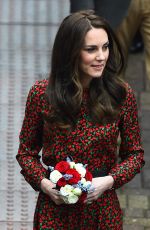 KATE MIDDLETON Out and About in West London 12/19/2016
