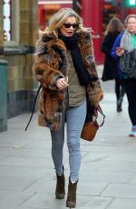 KATE MOSS Out and About in London 11/30/2016
