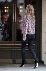 KATE MOSS Out for Lunch at Fischer