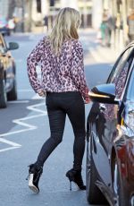 KATE MOSS Out for Lunch at Fischer