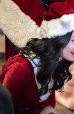 KATY PERRY Visiting a Children