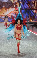 KENDALL JENNER at Victoria