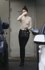 KENDALL JENNER Leaves Joan