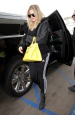 KHLOE KARDASHIAN at Los Angeles International Airport 12/07/2016