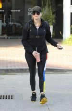 KHLOE KARDASHIAN Leaves a Gym in Los Angeles 12/04/2016