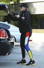 KHLOE KARDASHIAN Leaves a Gym in Los Angeles 12/04/2016