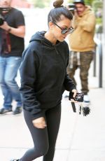 KOURTNEY KARDASHIAN Out and About in Los Angeles 11/29/2016