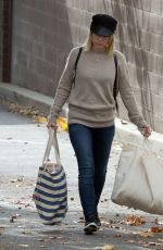 KRISTEN BELL Out Shopping in Los Feliz 12/12/2016