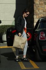 KRISTEN STEWART Out Shopping at Gelsons in Los Feliz 12/27/2016