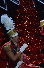 MARIAH CAREY Performs at VH1