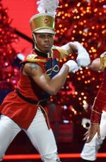 MARIAH CAREY Performs at VH1