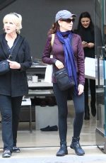MARILU HENNER Shopping in Los Angeles 12/23/2016