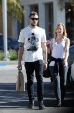 MENA SUVARI and Boyfriend Michael Hope Leaves Trader Joe