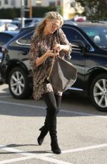 MOLLY SIMS Shopping at Saks Fifth Avenue in Beverly Hills 12/08/2016