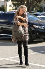 MOLLY SIMS Shopping at Saks Fifth Avenue in Beverly Hills 12/08/2016