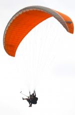 NINA DOBREV Paragliding in Rio De Janeiro 12/042016