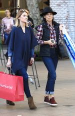 PERREY REEVES Out for Christmas Shopping in Los Angeles 12/16/2016