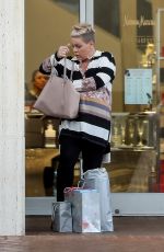 PINK Out for Christmas Shopping in Beverly Hills 12/21/2016
